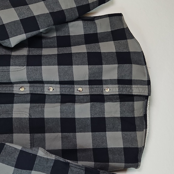 RedHead Charcoal and Black Checkered Button Down Shirt - Picture 9 of 9